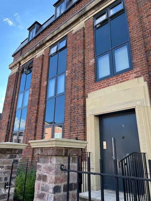 No5 At 53 - 2 Bed Apartment In Leek, Staffs Peak District 外观 照片