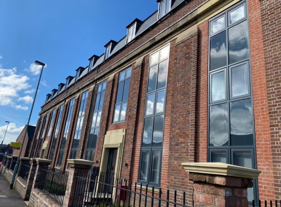 No5 At 53 - 2 Bed Apartment In Leek, Staffs Peak District 外观 照片