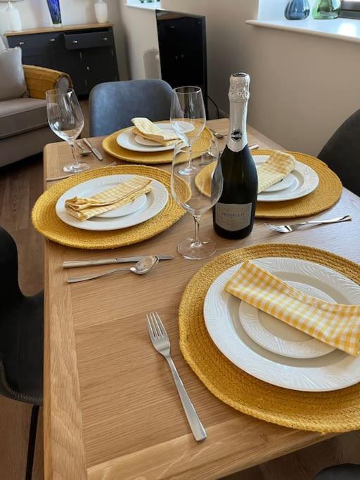 No5 At 53 - 2 Bed Apartment In Leek, Staffs Peak District 外观 照片