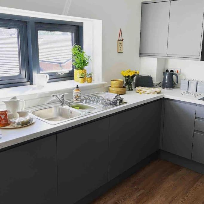 No5 At 53 - 2 Bed Apartment In Leek, Staffs Peak District 外观 照片
